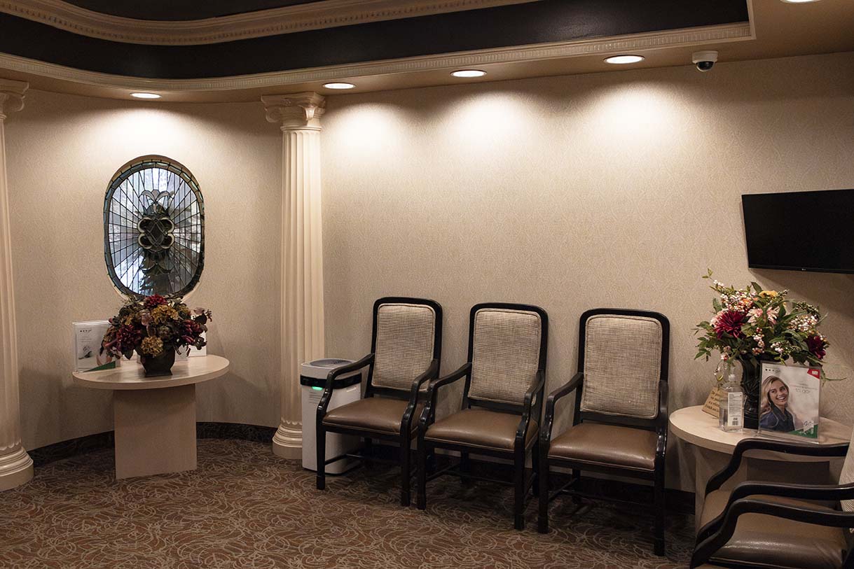 Tatum Dental Care in Phoenix, AZ - Friendly staff and exceptional dental services for patients of all ages.